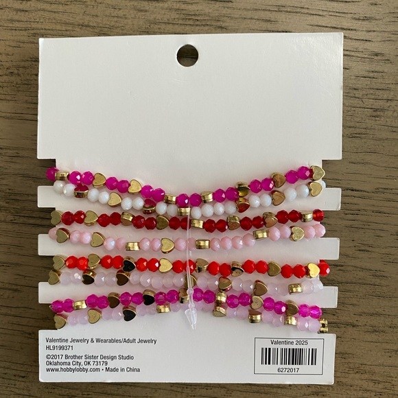 Best friends bracelet 4 sets of 2 bracelets. 8total besties hearts - Picture 2 of 2
